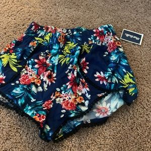 Tropical shorts